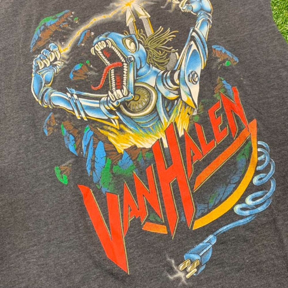 Vintage 1986 Van Halen Kicks Ass graphic band tshirt